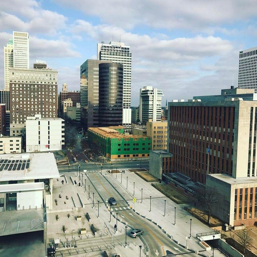 Отель Aloft Tulsa Downtown Экстерьер фото