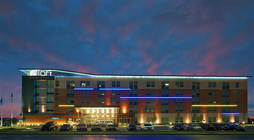 Отель Aloft Tulsa Downtown Экстерьер фото